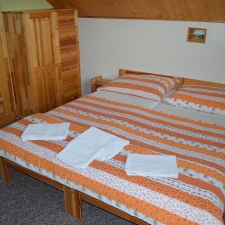 Červený Kláštor Ubytovanie Sokolica מראה חיצוני תמונה